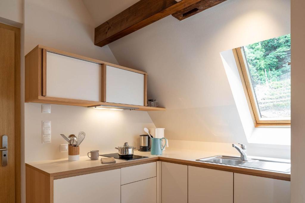 Ladurnerhof Boutique Apartments Meran - Deluxe One-Bedroom Apartment
