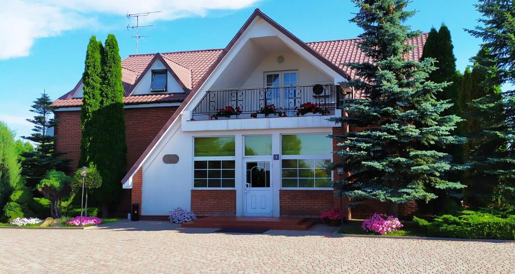 Euro - Housity