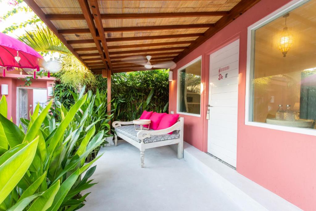 PinkPrivate Sanur - for Cool Adults Only - 3