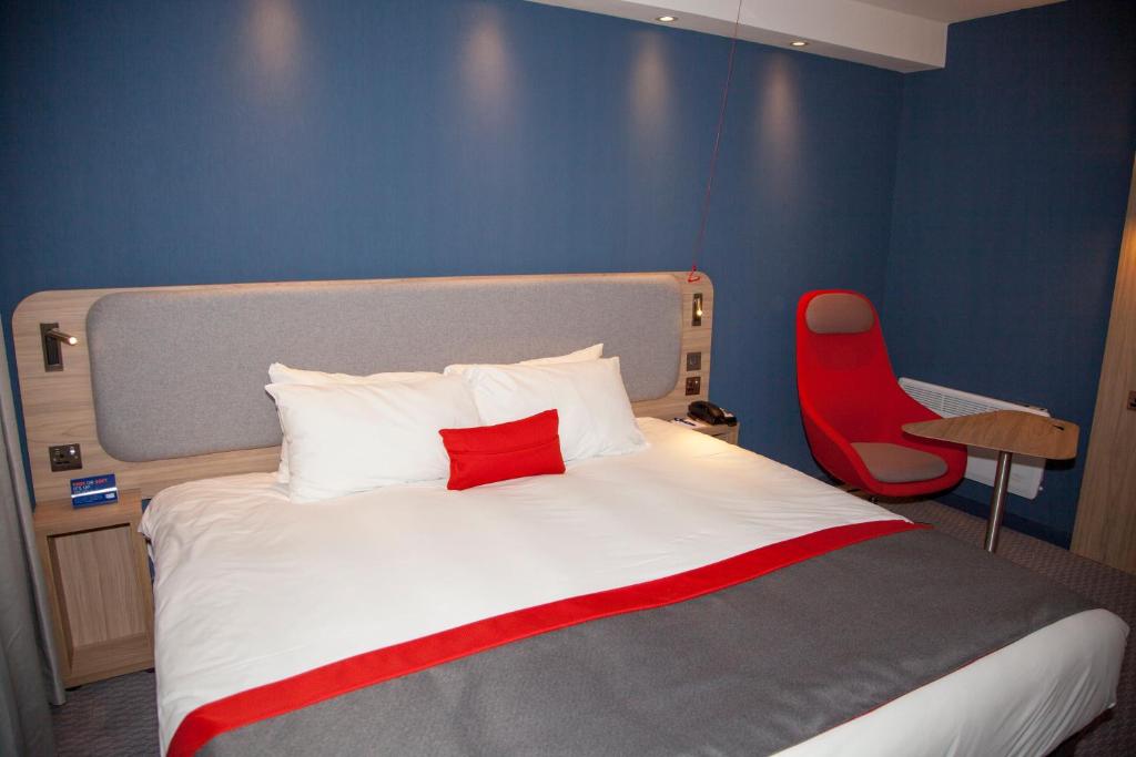 Holiday Inn Express Cardiff Bay by IHG - Resim 25