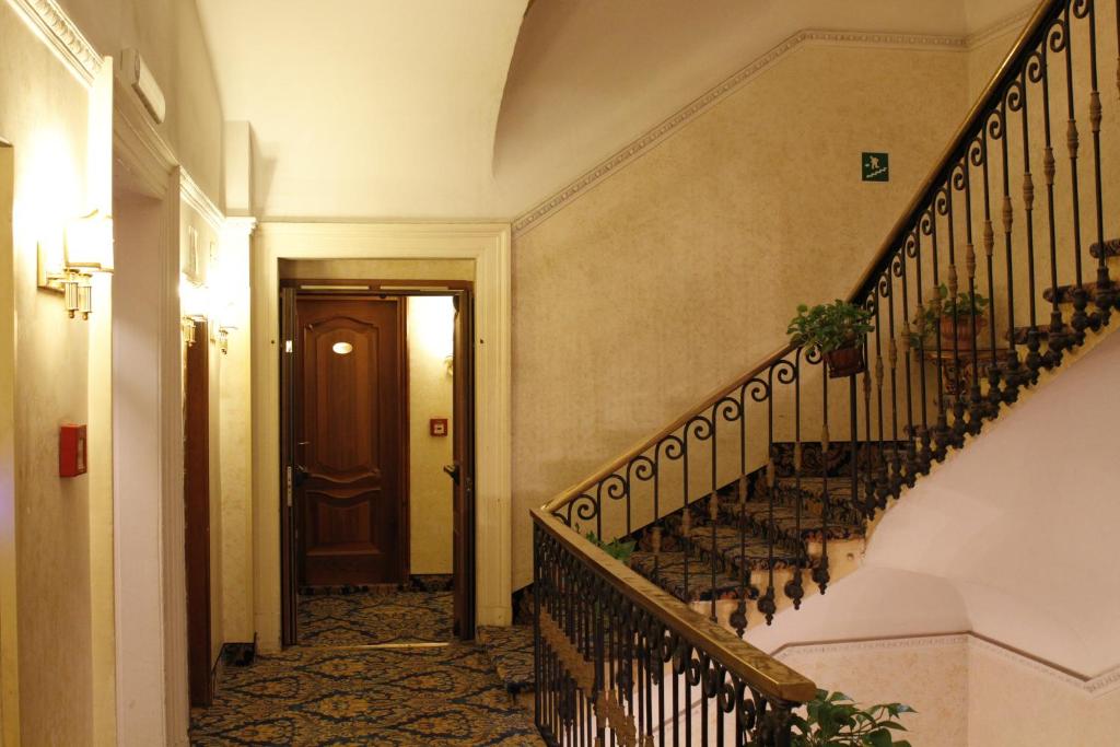 Fotografie z fotogalerie ubytování Hotel Pace Helvezia v Římě