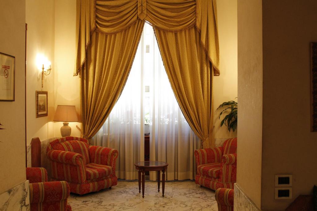 Posezení v ubytování Hotel Pace Helvezia