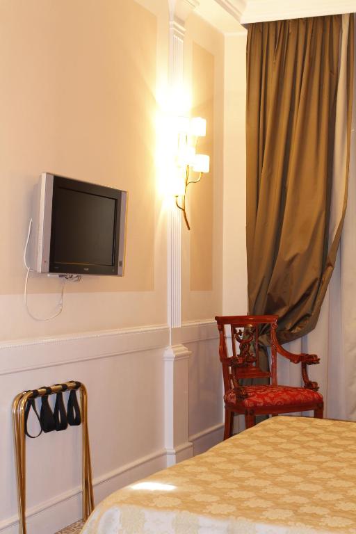 Boutique Hotel Trevi - Resim 19
