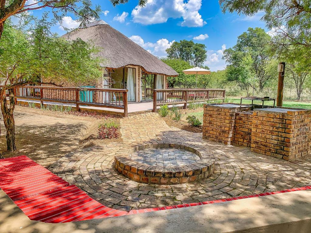 Aed väljaspool majutusasutust Tshikwalo Game Lodge