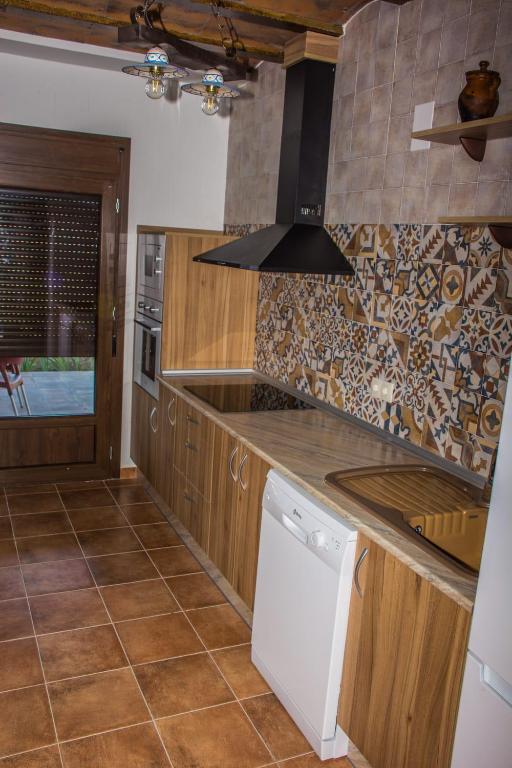 Kuchyňa alebo kuchynka v ubytovaní Casa Rural Consuelo