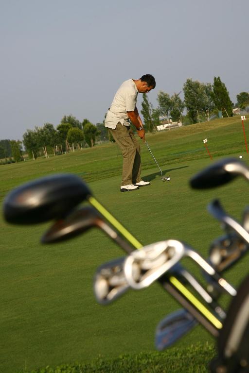Golf v hotelu nebo okolí