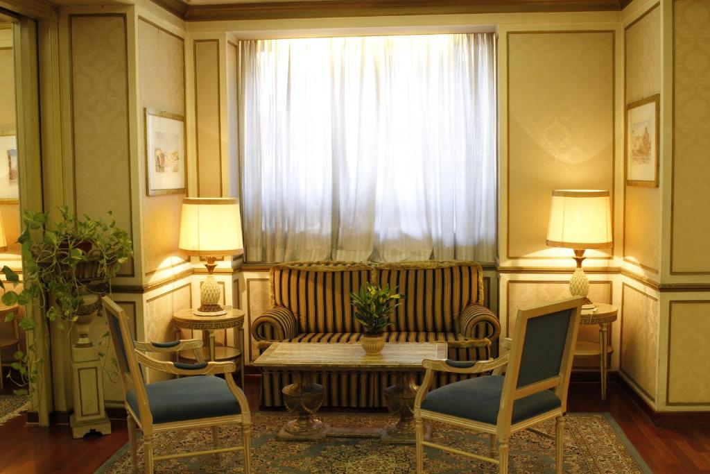 Posezení v ubytování Hotel Eliseo