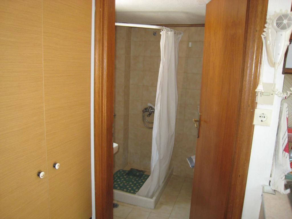 Eleftheria Lindian Studios II - 18