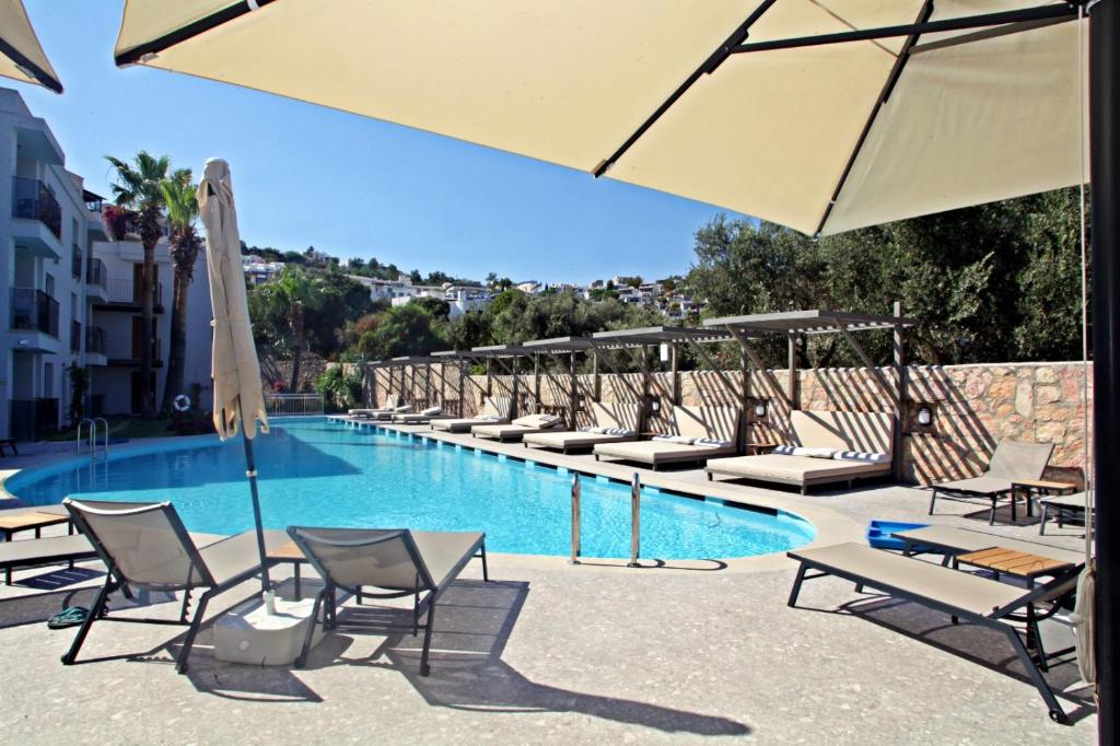 Bazén v ubytování Queen Residences & Apart Hotel nebo v jeho okolí