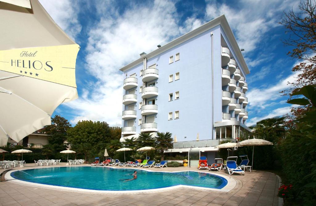 Bazén v ubytování Hotel Helios nebo v jeho okolí