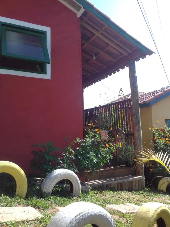  Chalés Encantos de Cunha Vermelho