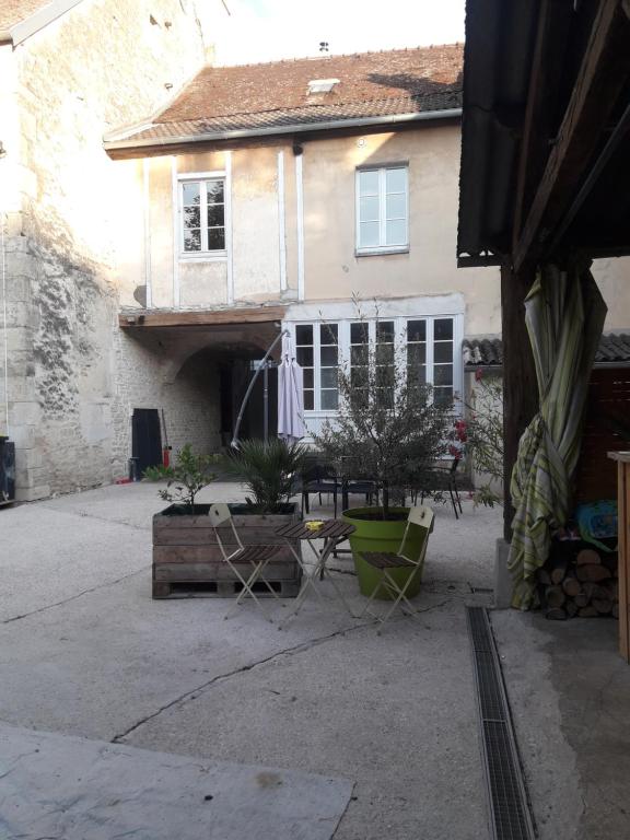Gites Rural De La Douix - Appartement - Begane Grond