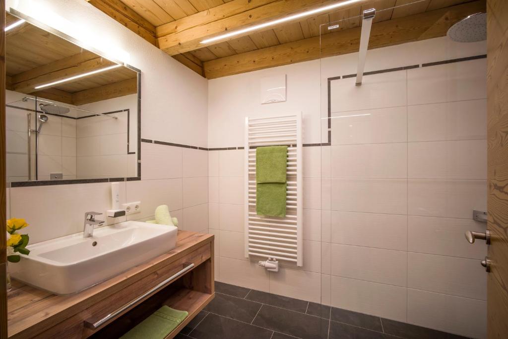 Koupelna v ubytování Postgasthof Fischerwirt
