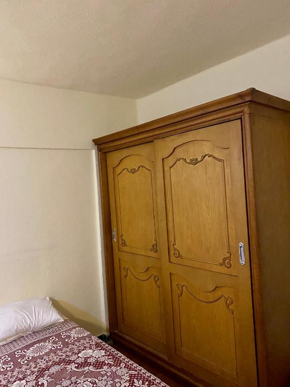 Postel nebo postele na pokoji v ubytování Semiramis Hotel Royal Palace