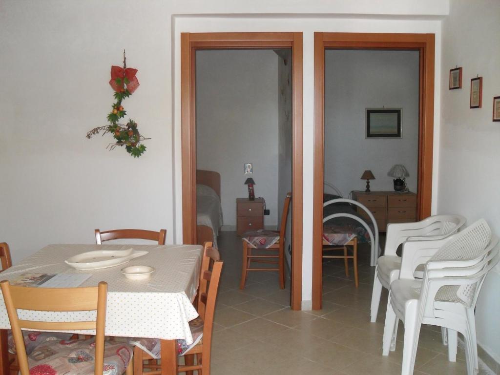 Zdjęcie z galerii obiektu LamAmare w mieście Polignano a Mare
