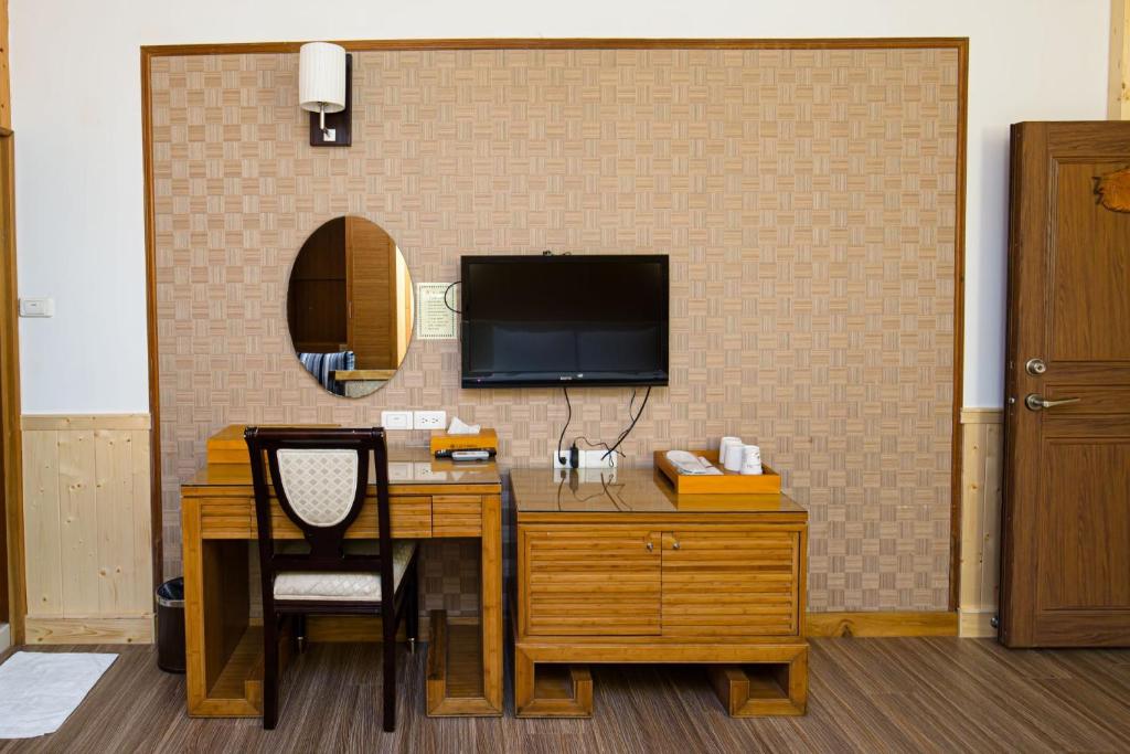 Dragon Manor Resort - Triple Salle Standard