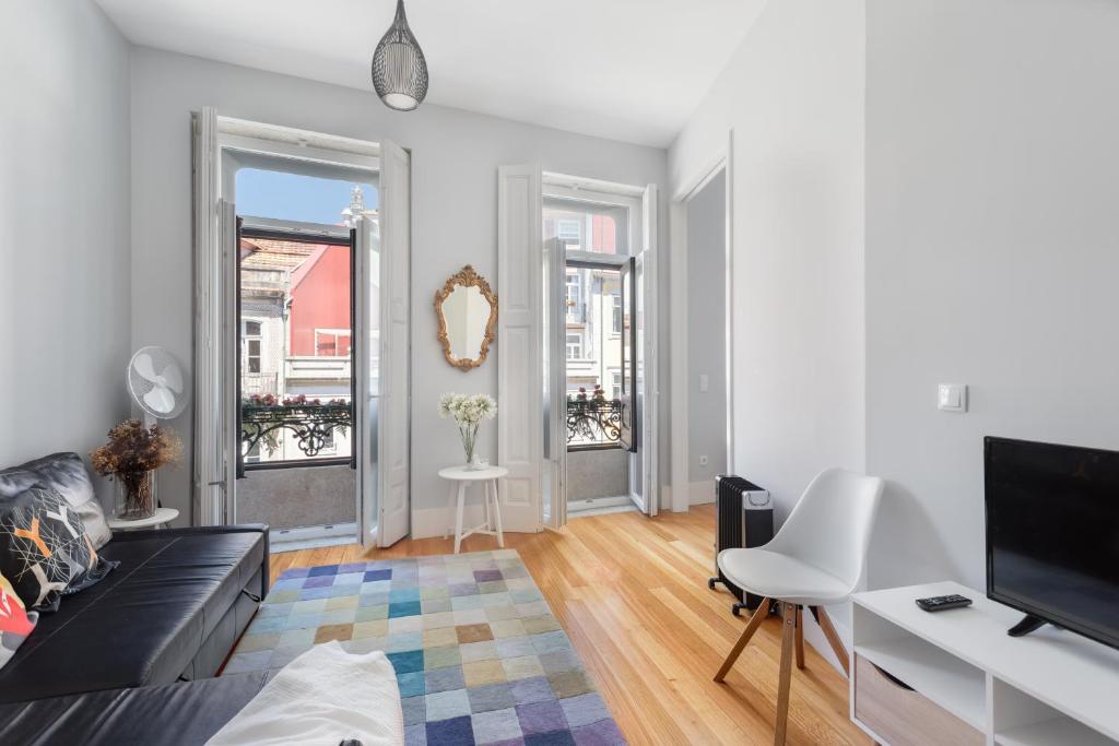 Mouzinho 244 - Porto Houses & Suites - 