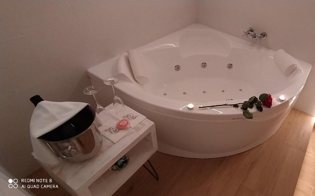 Hotel Bemon Playa - Queen Room With Spa Bath