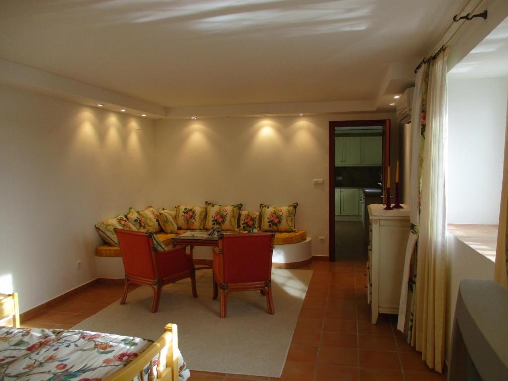 Posezení v ubytování 1. Meeresline Villa mit privat Pool