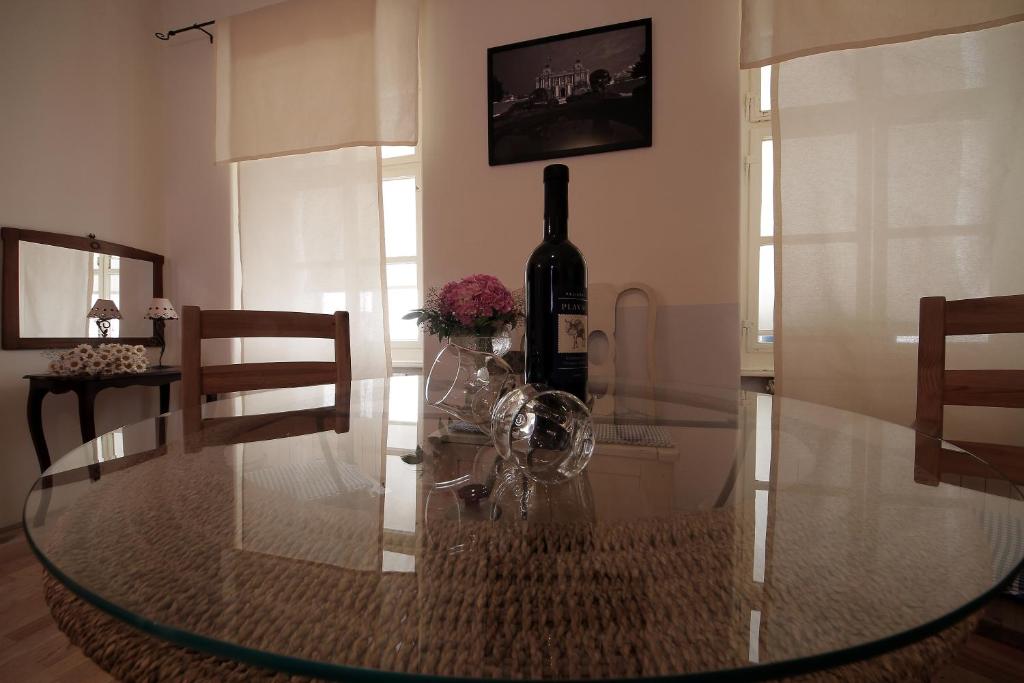 Guesthouse Lessi - Estudio Con Balcón