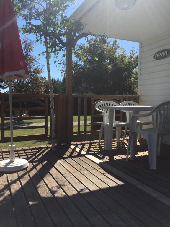 Patio nebo venkovní prostory v ubytování Camping La Prairie