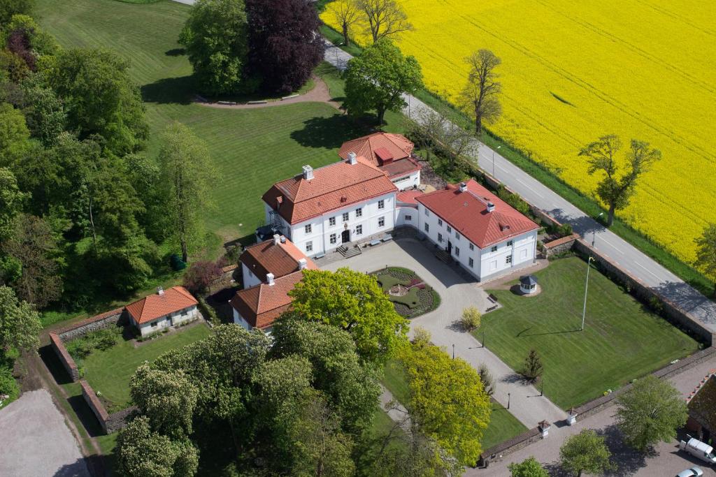 Blick auf Bjärsjölagårds Slott aus der Vogelperspektive