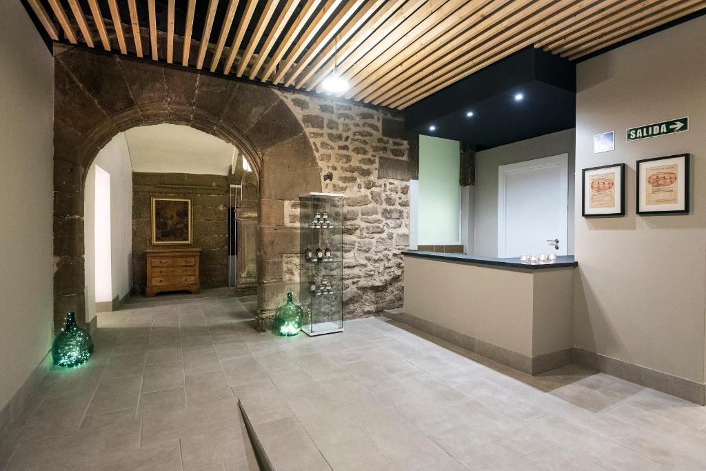 reservar hotel en Sansol