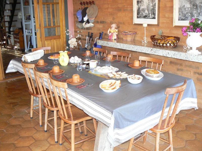  HOSPEDAGEM HIRONDELLE..PARAISO