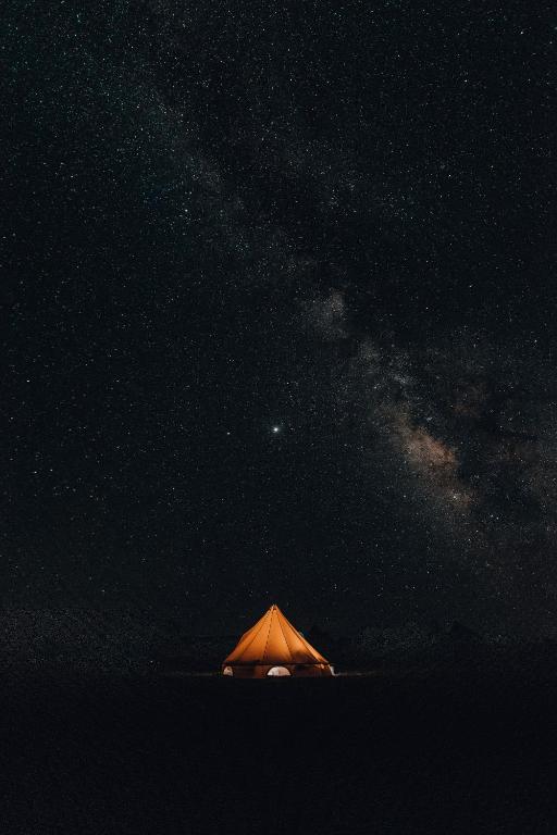 Příroda nedaleko luxury tent