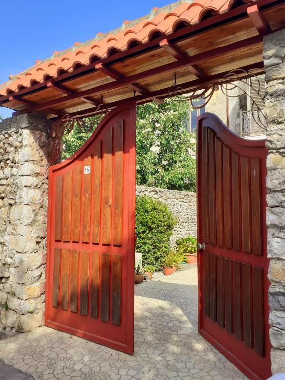 Fotografie z fotogalerie ubytování Guest House Zadeja v destinaci Shkodër