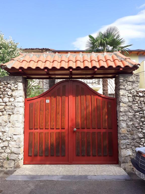 Fotografie z fotogalerie ubytování Guest House Zadeja v destinaci Shkodër