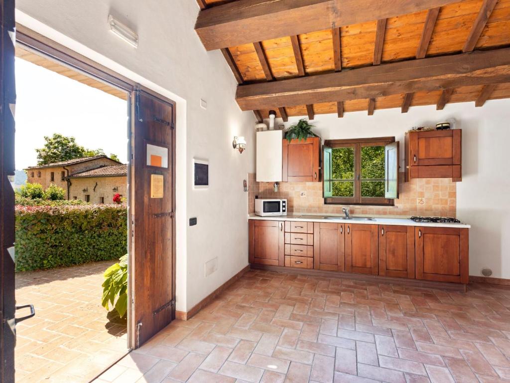 Kuchnia lub aneks kuchenny w obiekcie Holiday Home in Umbria with Pool and Views