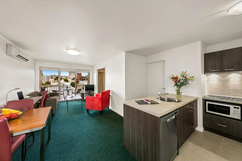 Melbourne Carlton Central Apartment Hotel Official - Resim 9