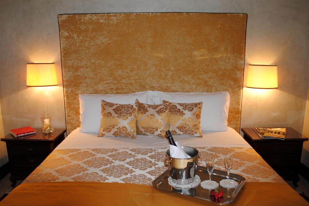 Palazzo del Giglio - Resim 18