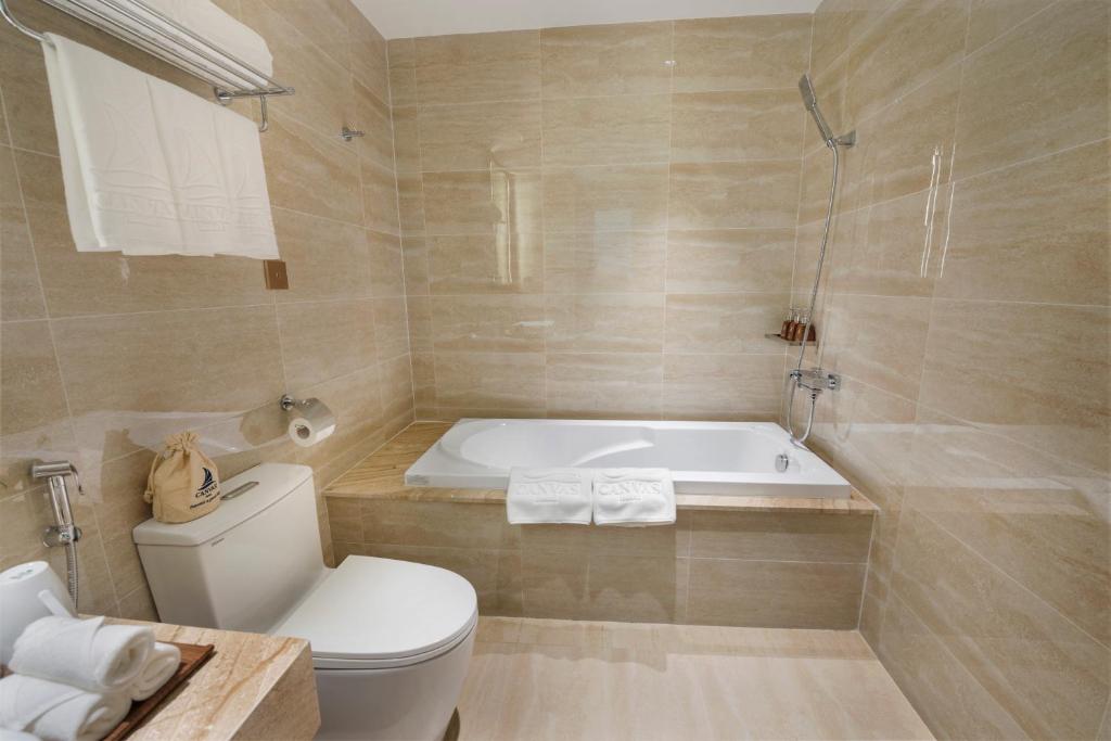 Grand Triple Suite with Ocean View