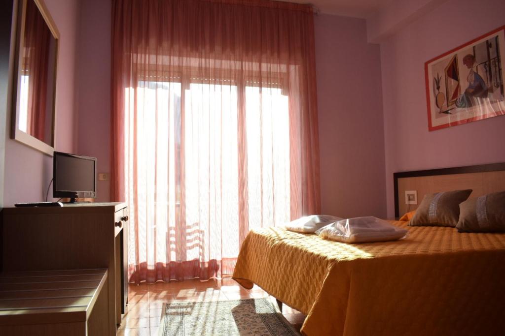 Booking.com: Hotel Santa Maria Del Bagno , Pesche, Italia - 182 Giudizi  degli ospiti . Prenota ora il tuo hotel!