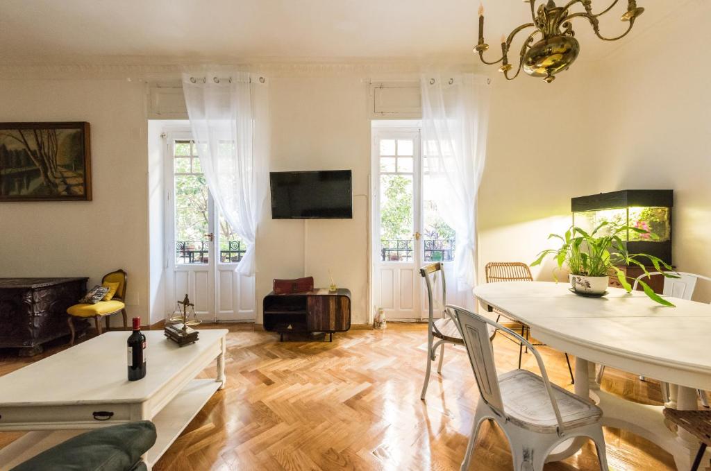 El Rincón de Lope de Rueda - Three-Bedroom Apartment