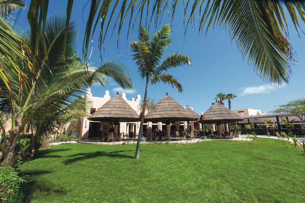 Zahrada ubytování Hotel Riu Cabo Verde - Adults Only - All Inclusive