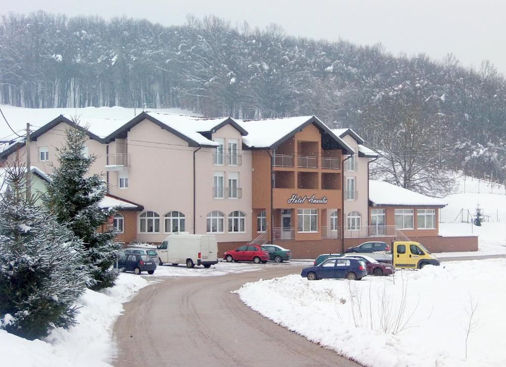 Hotel Amarilis v zimě