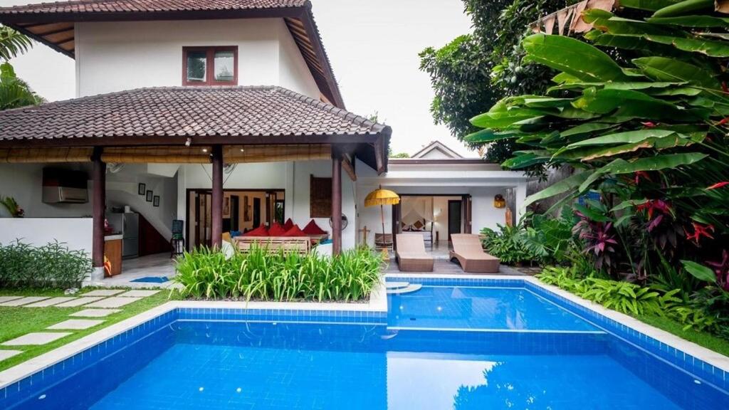 Peekaboo villa Seminyak