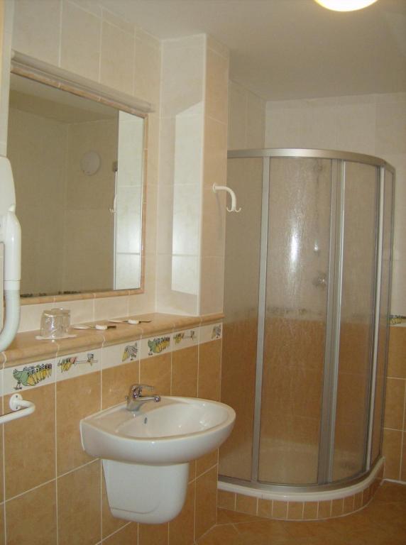 Koupelna v ubytování Hotel Maria