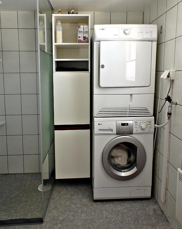 Kuchyň nebo kuchyňský kout v ubytování 1B, Stuga m havsutsikt & 50m till strand
