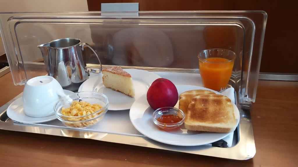Jídlo v hotelu nebo okolí