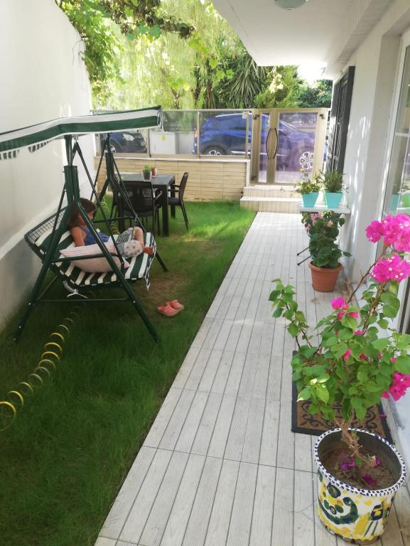 Zahrada ubytování İde Beach Home