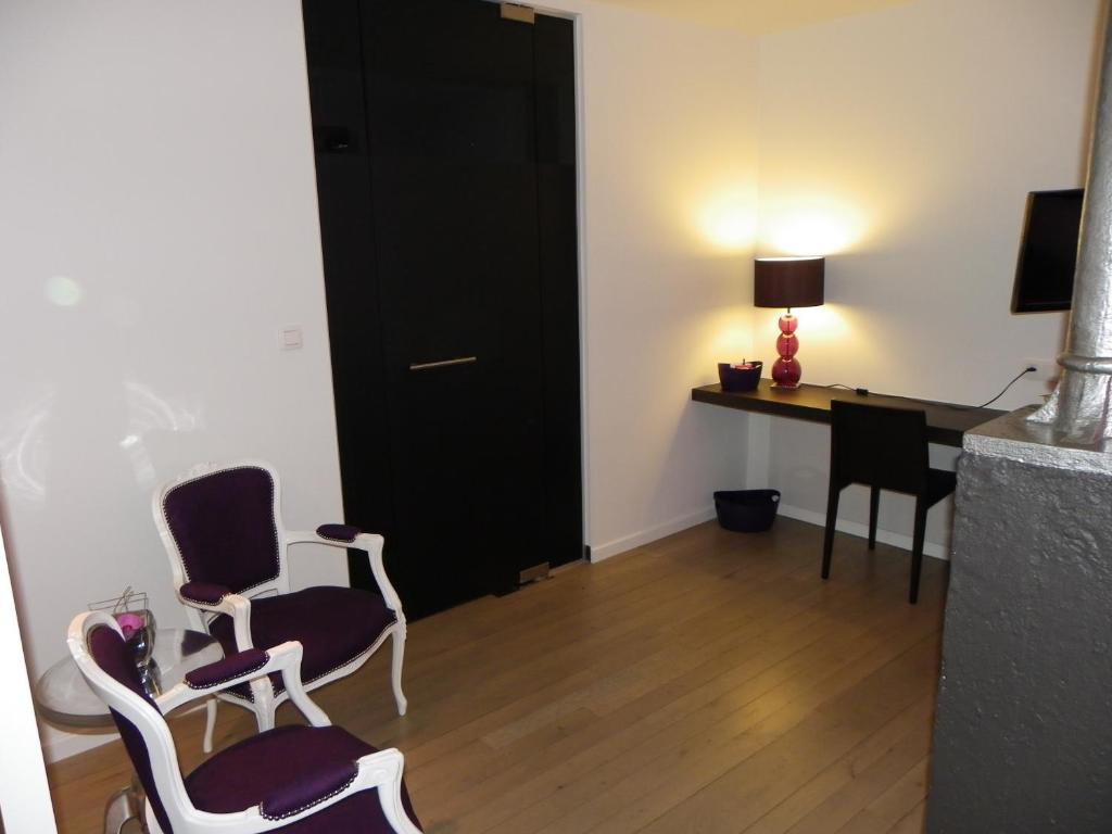 Kuchyň nebo kuchyňský kout v ubytování Hotel B - Boskapelhoeve