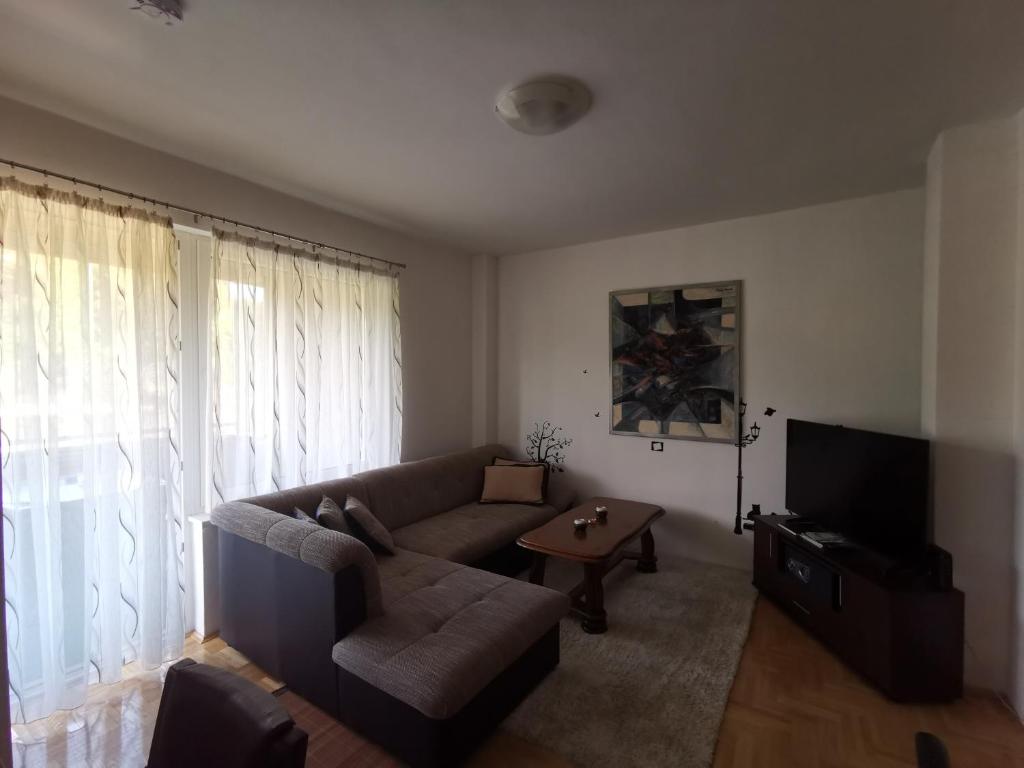 Кът за сядане в Apartman Banja - Tuzla