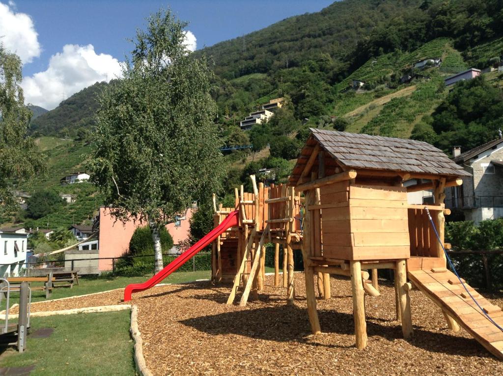 Herní místnost nebo prostor pro děti v ubytování Verzaschina