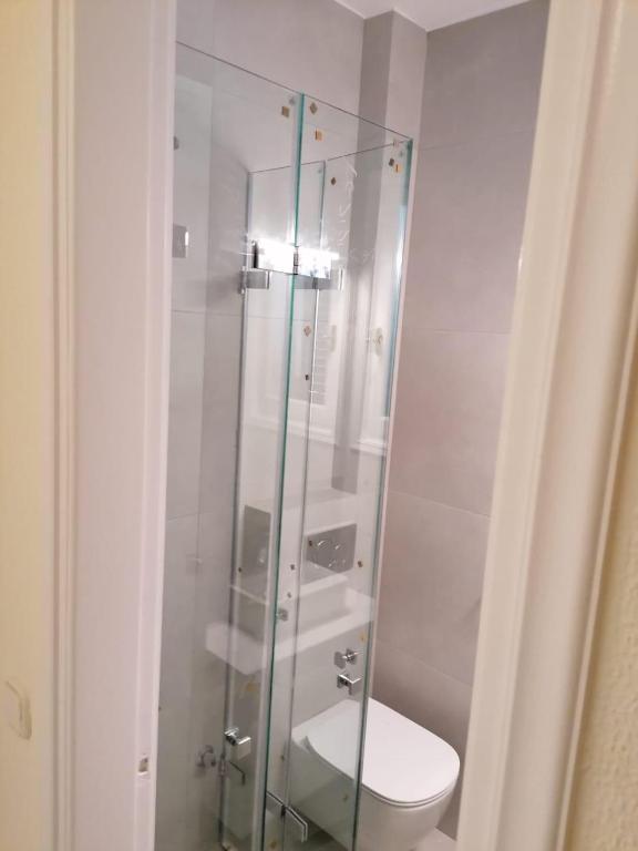 A bathroom at Agapi mou