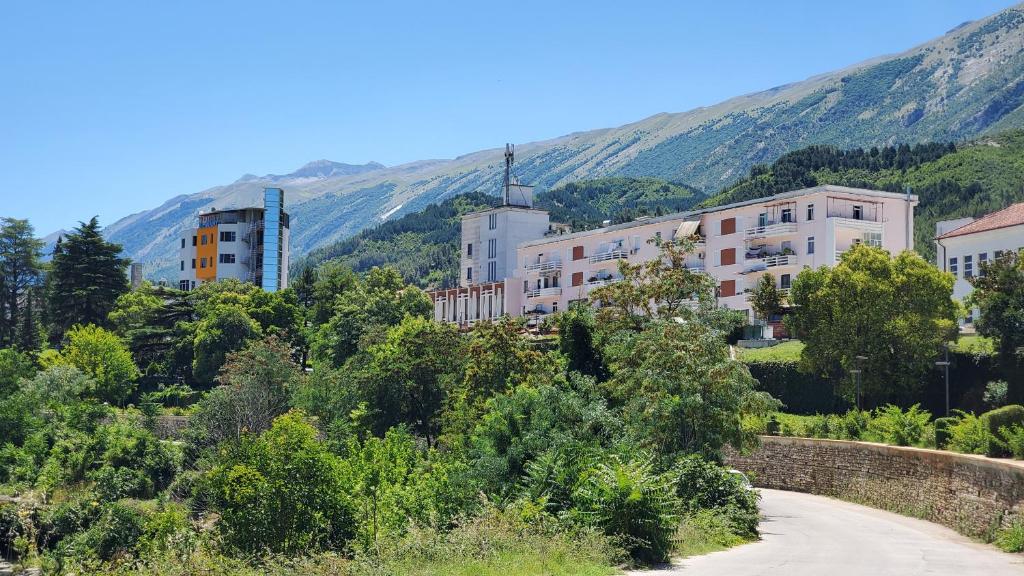 Alvero Hotel - Image 6