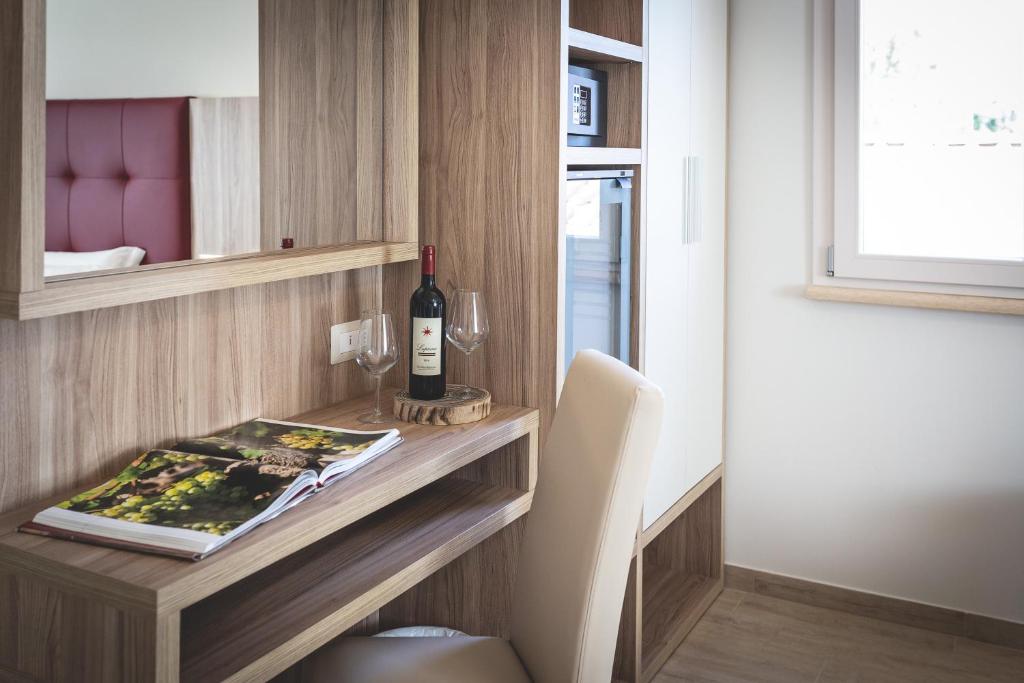 Kuchyň nebo kuchyňský kout v ubytování Hotel Residence Vallecorsa